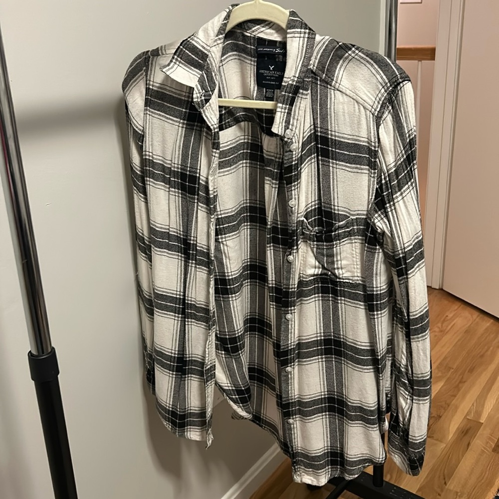 American Eagle boyfriend fit flannel - medium